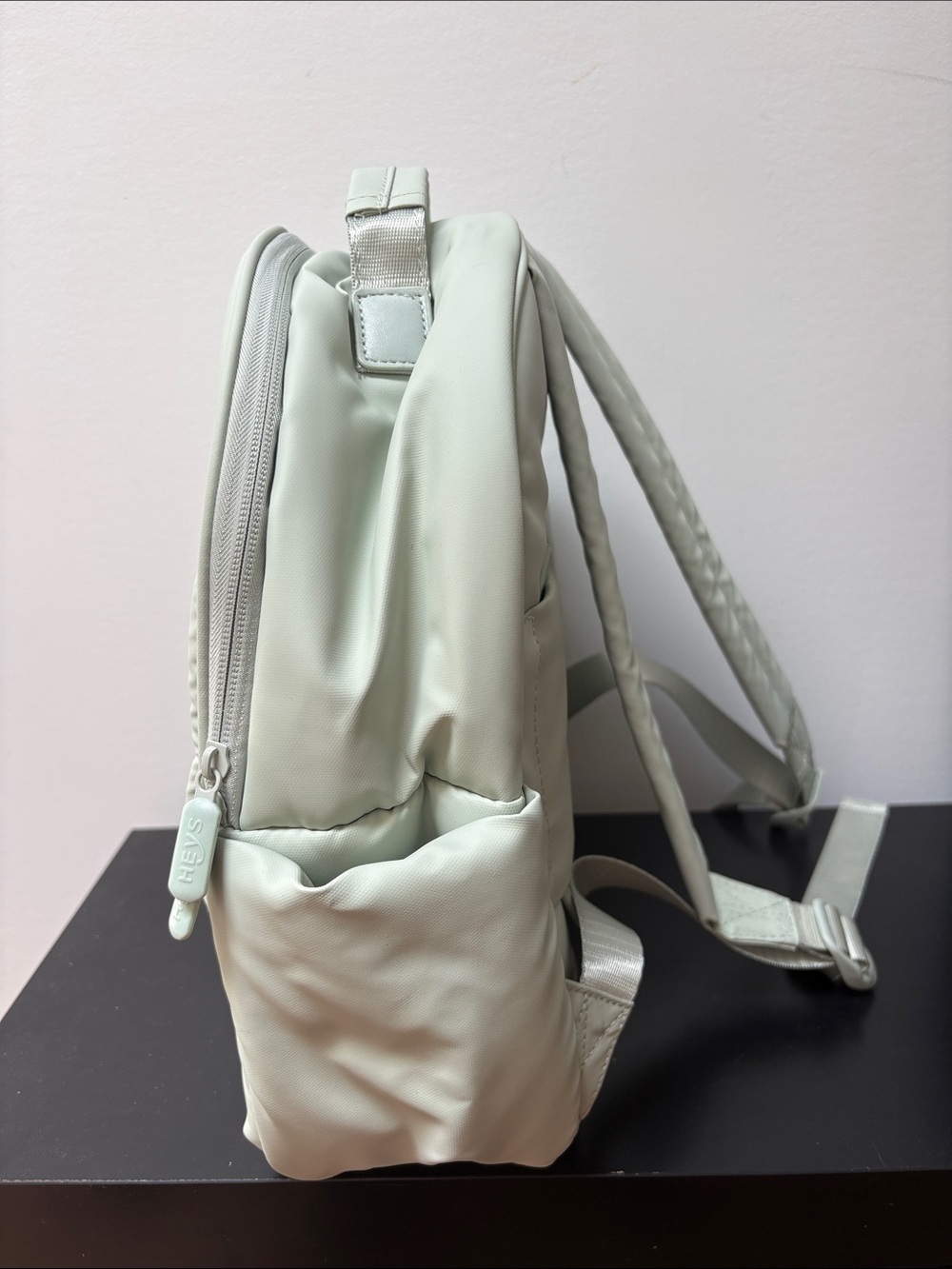 Heys puffer backpack sage green travel water-resistent New - Picture 9 of 11